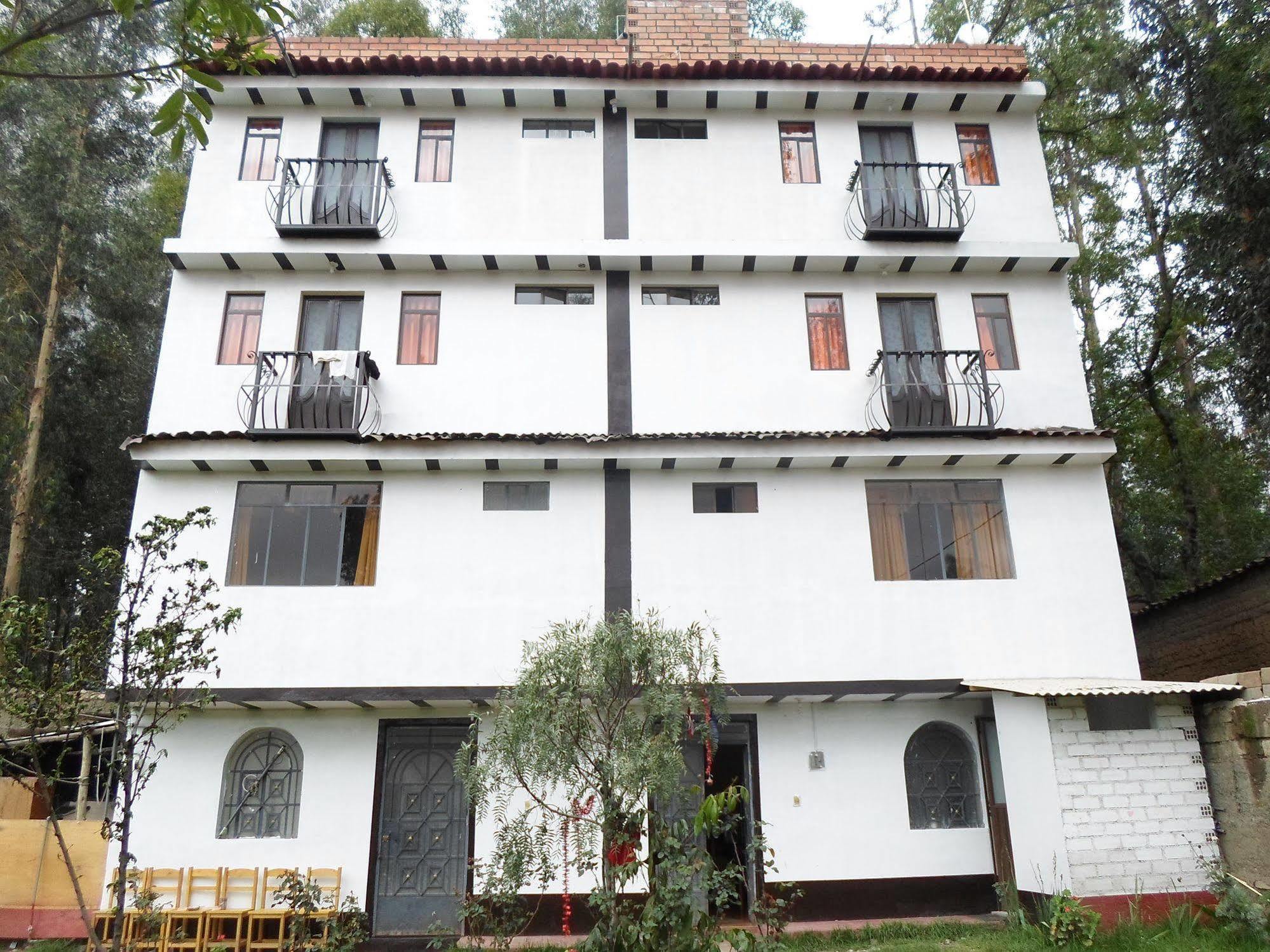 Hostal Casa Del Montanista Huaraz  Εξωτερικό φωτογραφία