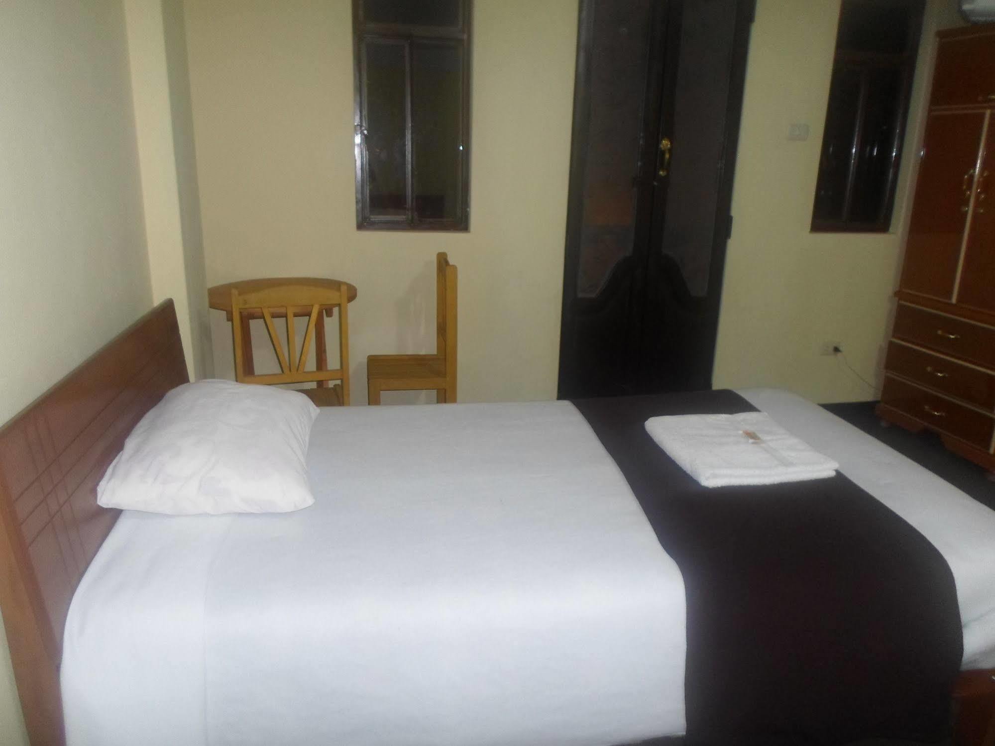 Hostal Casa Del Montanista Huaraz  Εξωτερικό φωτογραφία